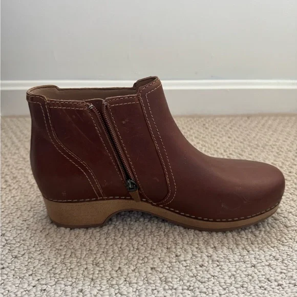 Dansko Barbara Ankle Boot - Picture 5 of 12